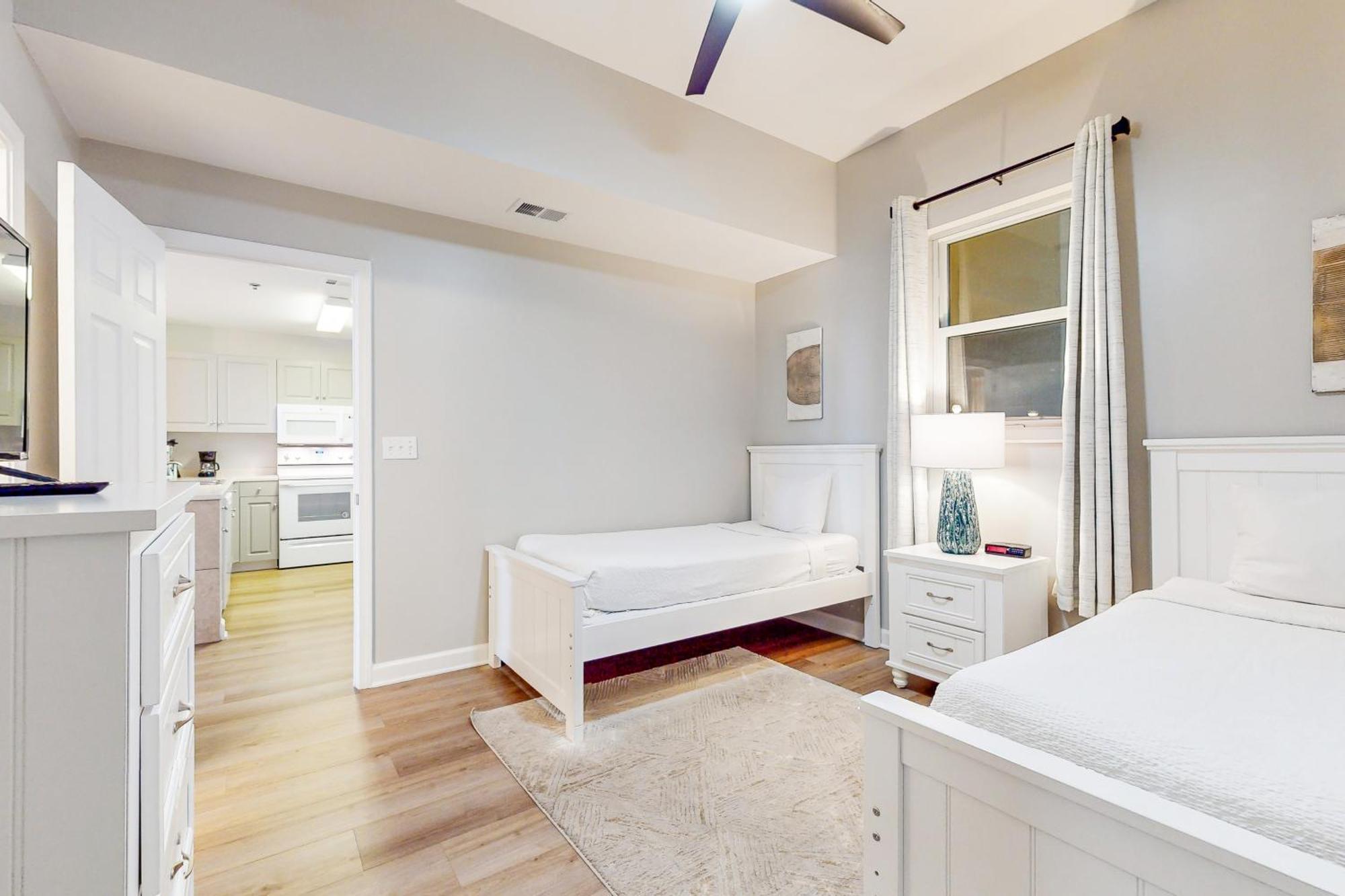 Leeward Key Apartment Destin Room photo
